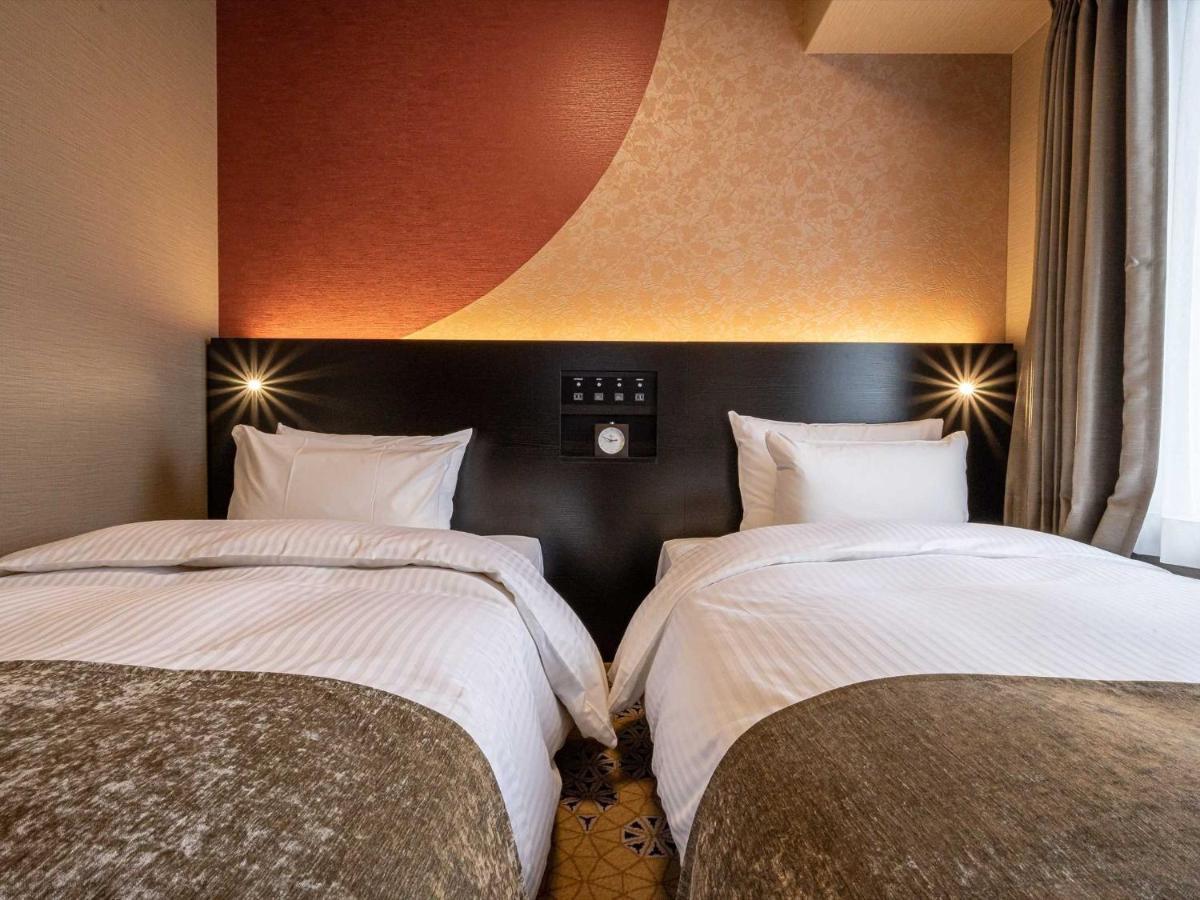Hotel Wbf Shin-Osaka Skytower Eksteriør billede