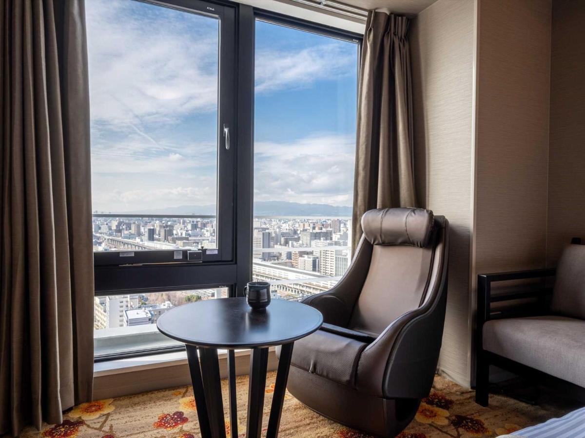 Hotel Wbf Shin-Osaka Skytower Eksteriør billede